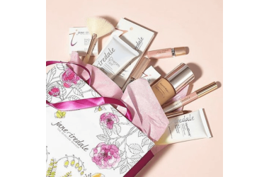 Jane Iredale